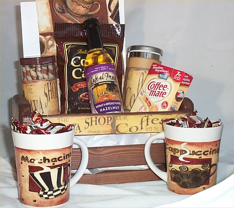 Coffee Gift Basket Cafe Java 2 Mugs Candy Towel Cookies Syrup Wood