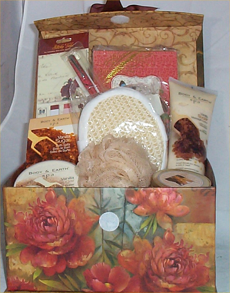 Lady Gift Basket Vanilla Sugar Spa Bath Any Occasion Gifts Holiday